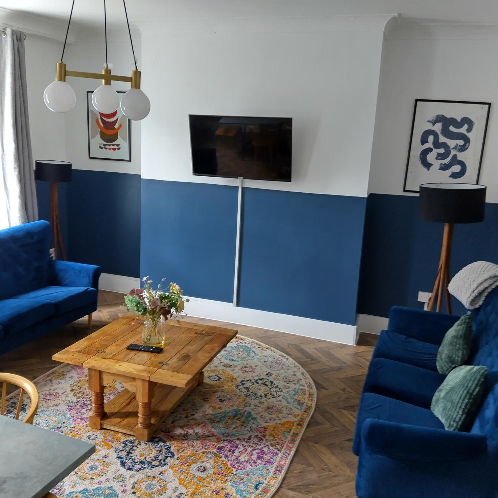 Spacious 5-bedroom, 4-bathroom In Central Zone 1 Appartamento Londra