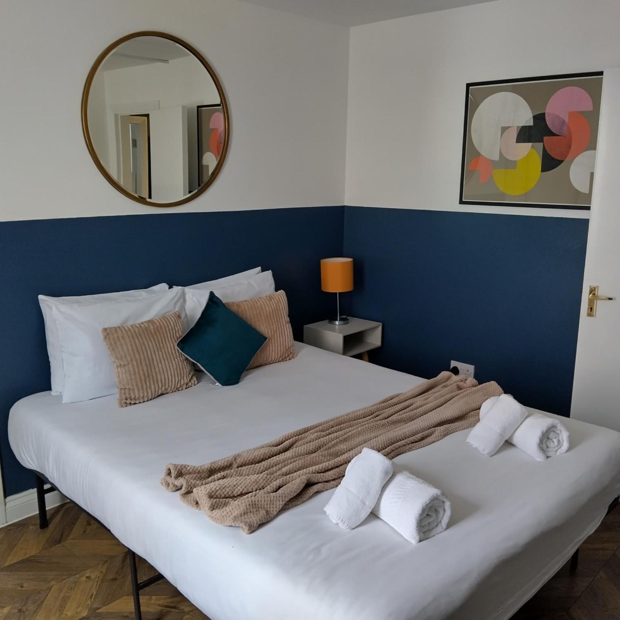 Spacious 5-bedroom, 4-bathroom In Central Zone 1 Appartamento Londra