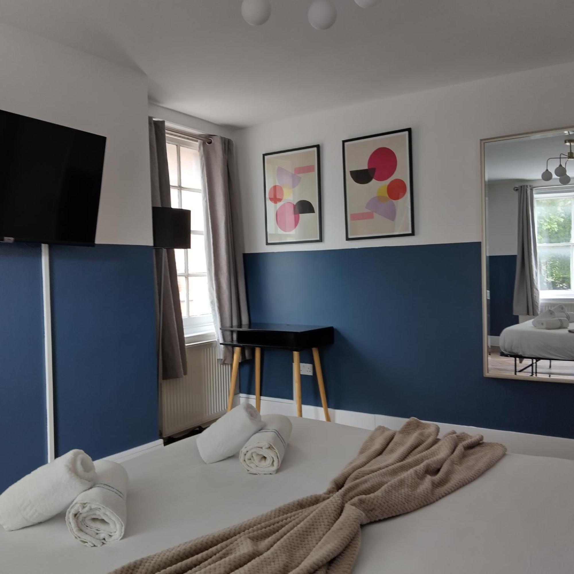 Spacious 5-bedroom, 4-bathroom In Central Zone 1 * Londra