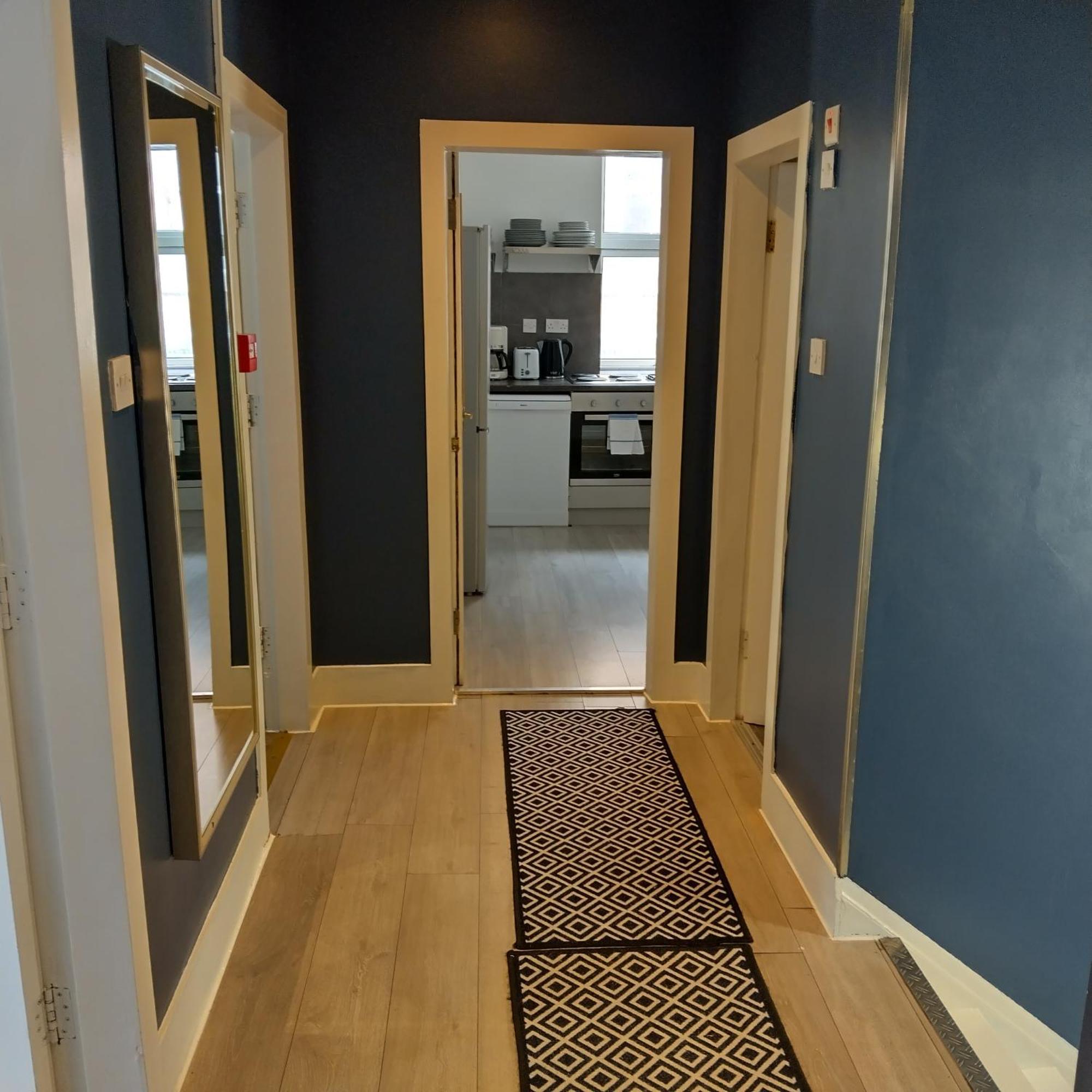 Appartamento Spacious 5-bedroom, 4-bathroom In Central Zone 1 *