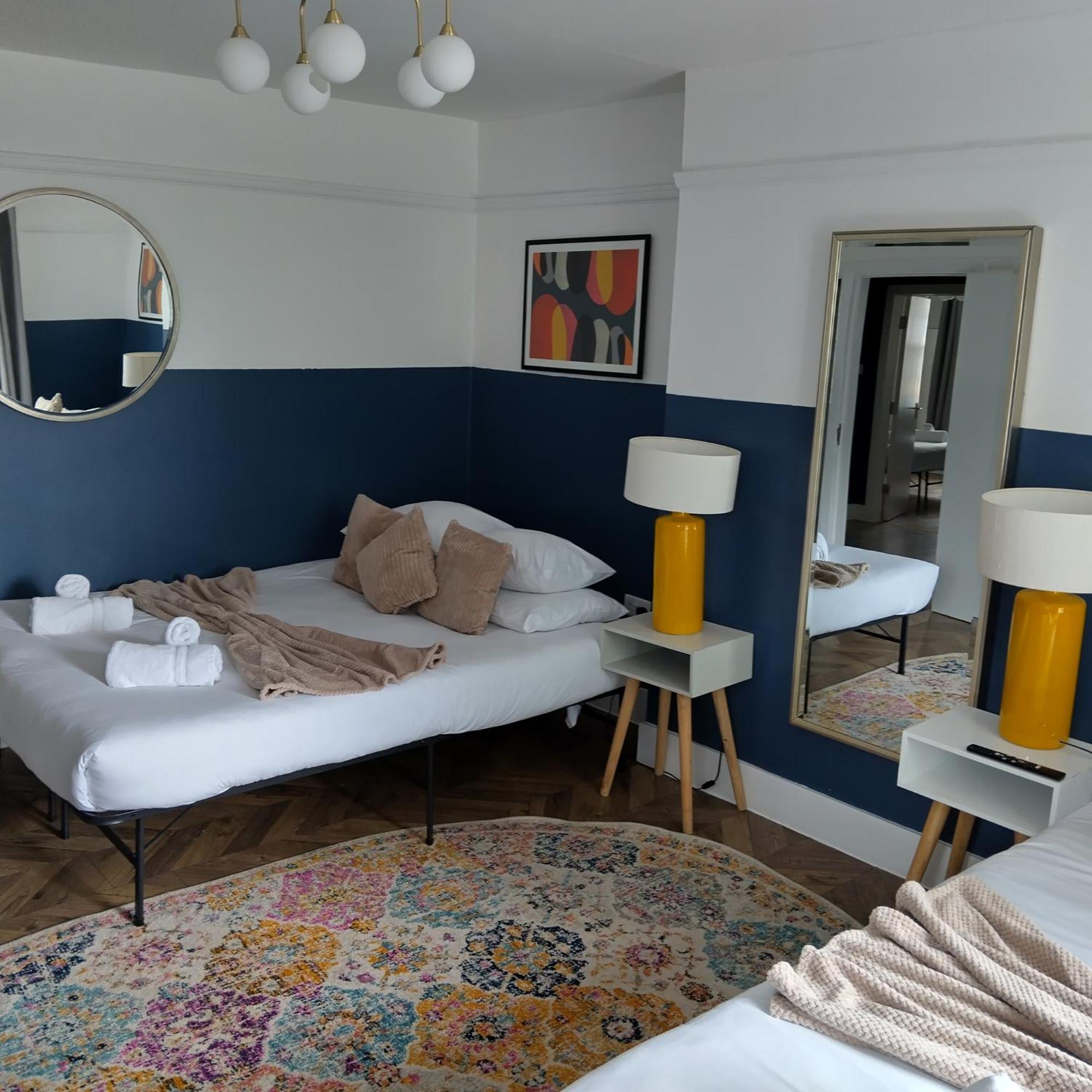 Appartamento Spacious 5-bedroom, 4-bathroom In Central Zone 1